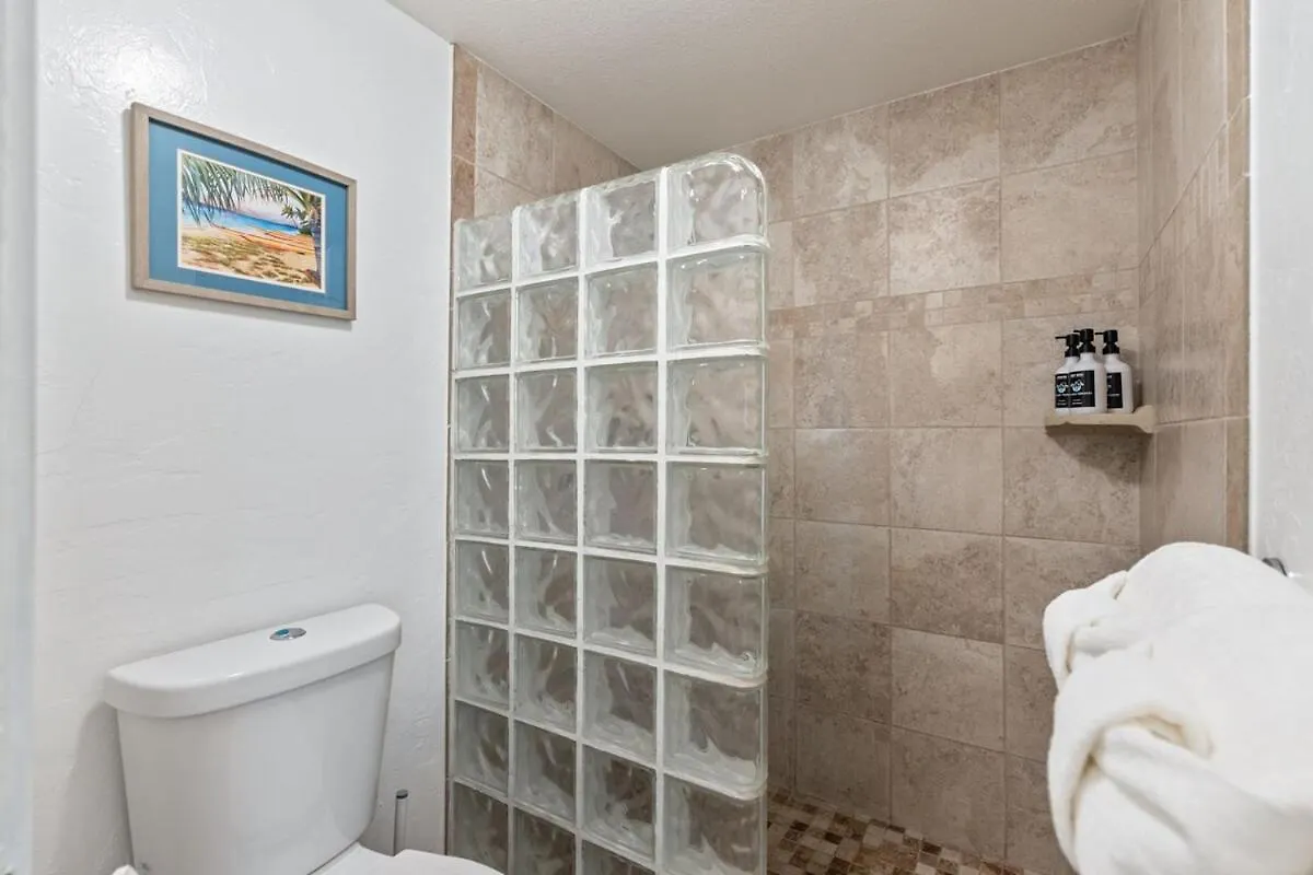 Nani Kai Hale 403- Top Floor 1 Bedroom With Ac & Partial Ocean View Kihei United States